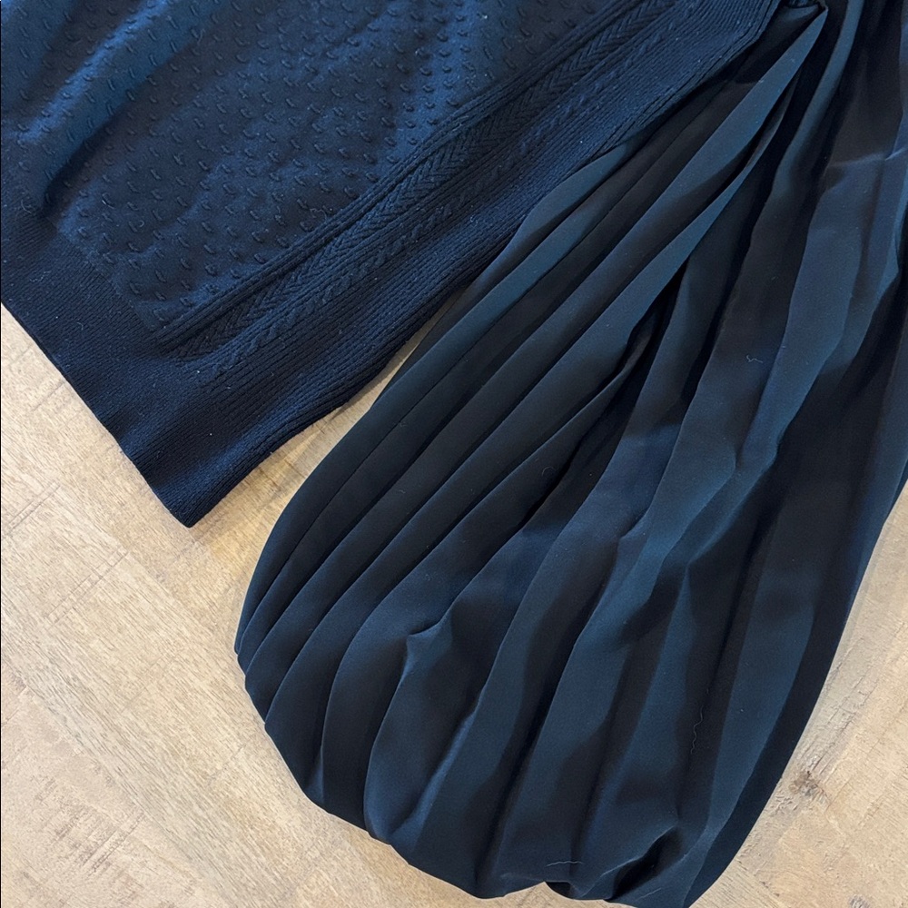 White House Black Market Textured Turtleneck Sweater Lantern Sleeves XL Black - Picture 3 of 6